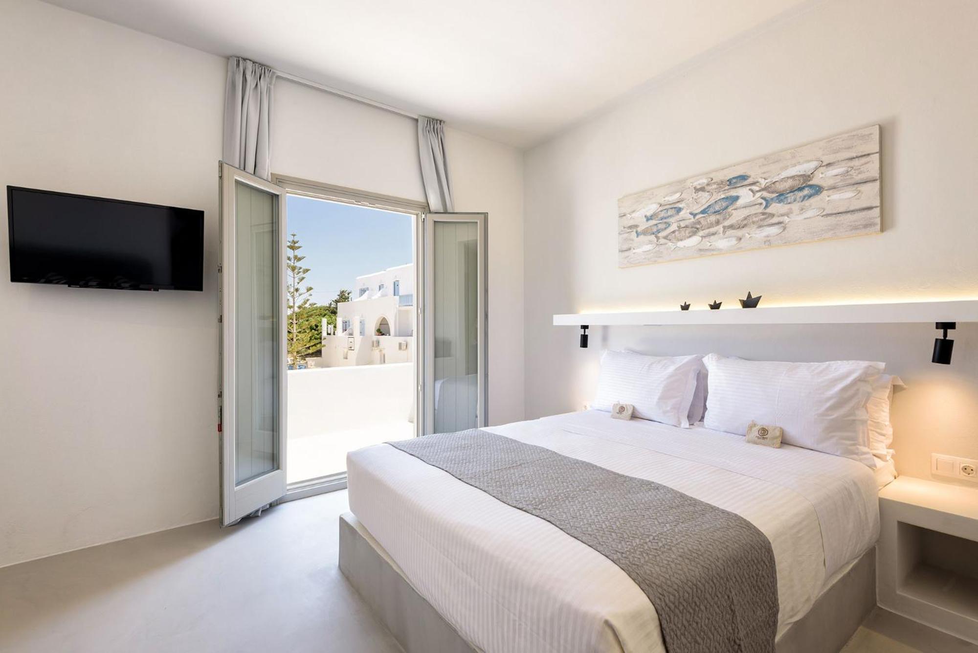Peven Suites Náousa Eksteriør bilde
